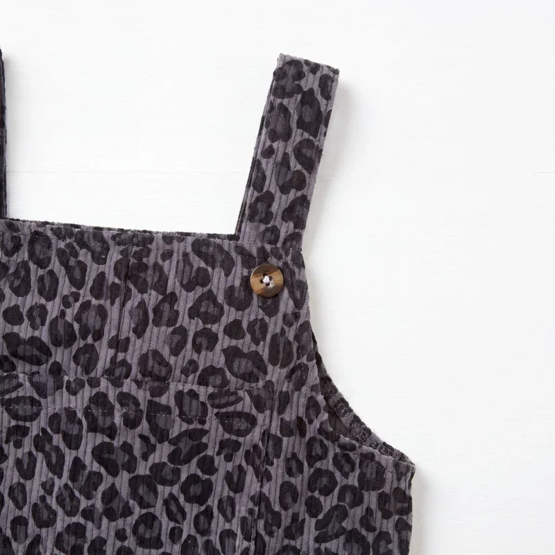 LeopardChic – Trendy & Comfortable – Girls' Overalls with Leopard Print