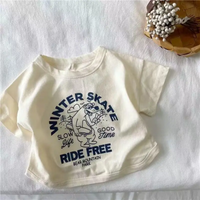 Thumbnail for BearPlay – Comfort & Style – Oversized T-shirt with Winter Skate Print