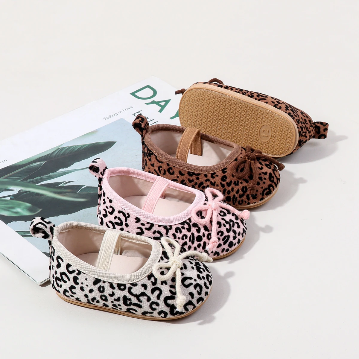 TinyStyle – Cute & Elegant – Baby Girls' Shoes with Leopard Print