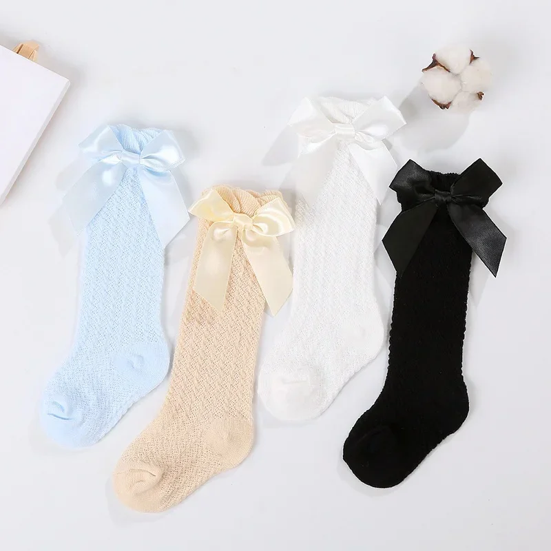 LittleCharm – Soft & Stylish – Girls' Knee-High Socks with a Bow