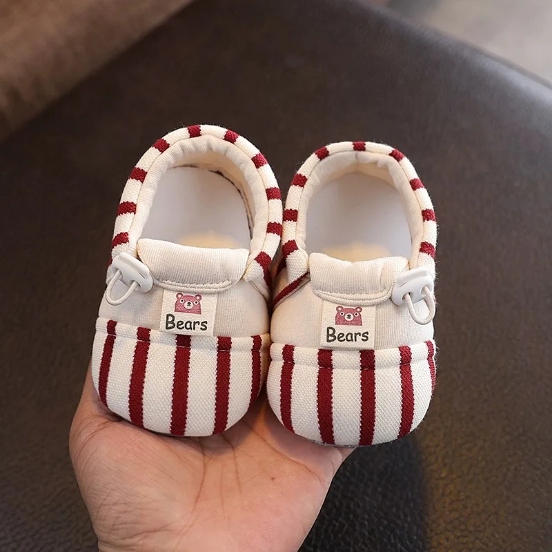 TinyToes – Soft & Warm – Baby's First Shoes with a Striped Design