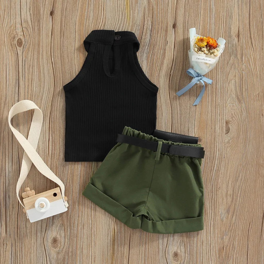 MiniFashionista – Elegant & Trends – Girls' Set with Top, Shorts, and Waist Bag