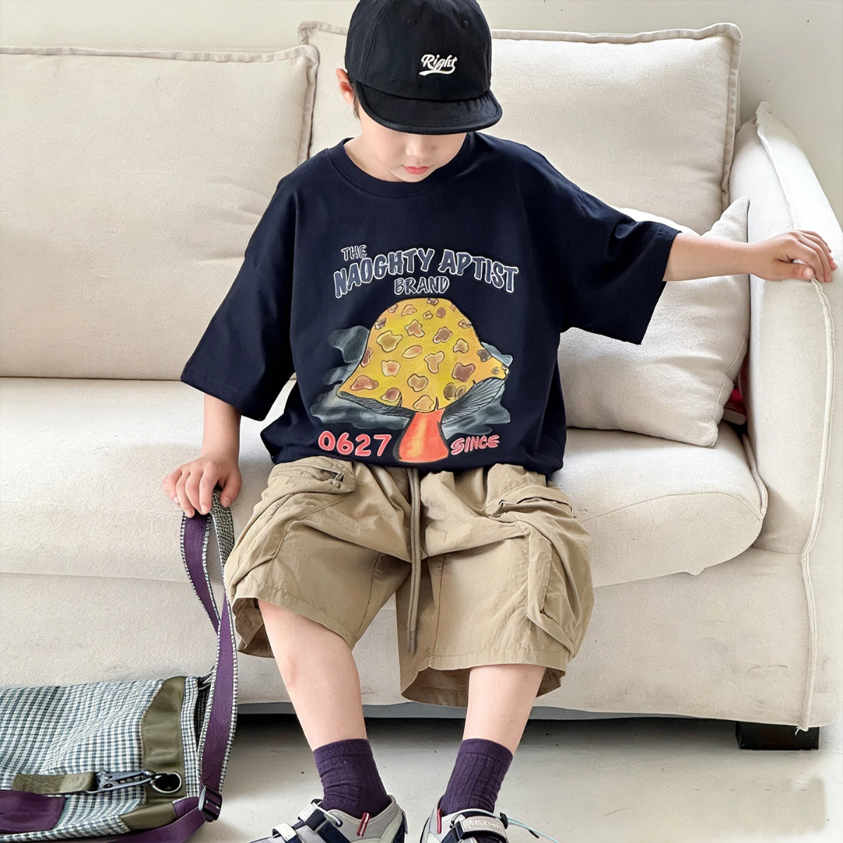 MushroomPlay – Casual & Streetwear – Oversized T-shirt with mushroom print