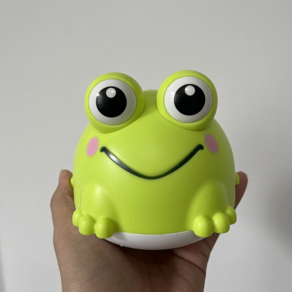 FrogSplash – Fun & Interactive – Automatic Water Fountain