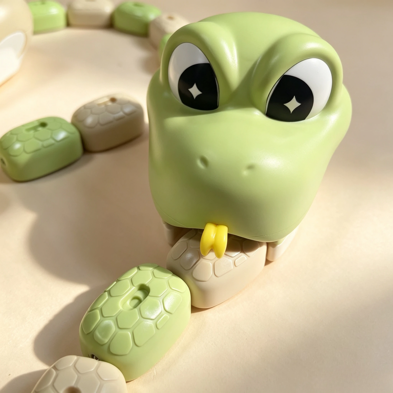 SnakeChase – Interactive & Exciting – Remote-Control Snake Toy