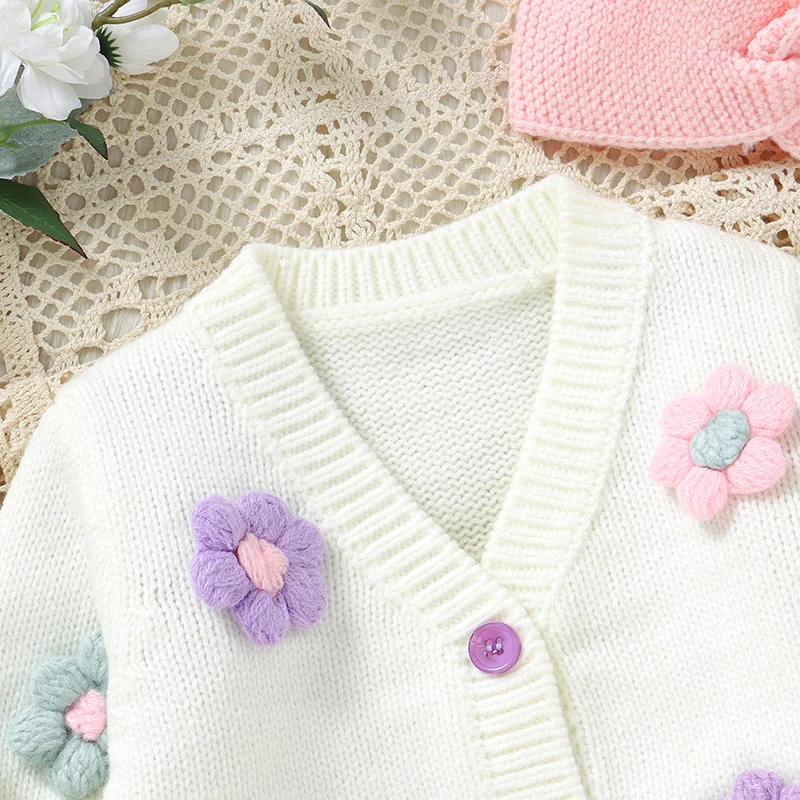 FloraKnit – Soft & Cute – Baby Outfit with Cardigan, Overalls, and Headband