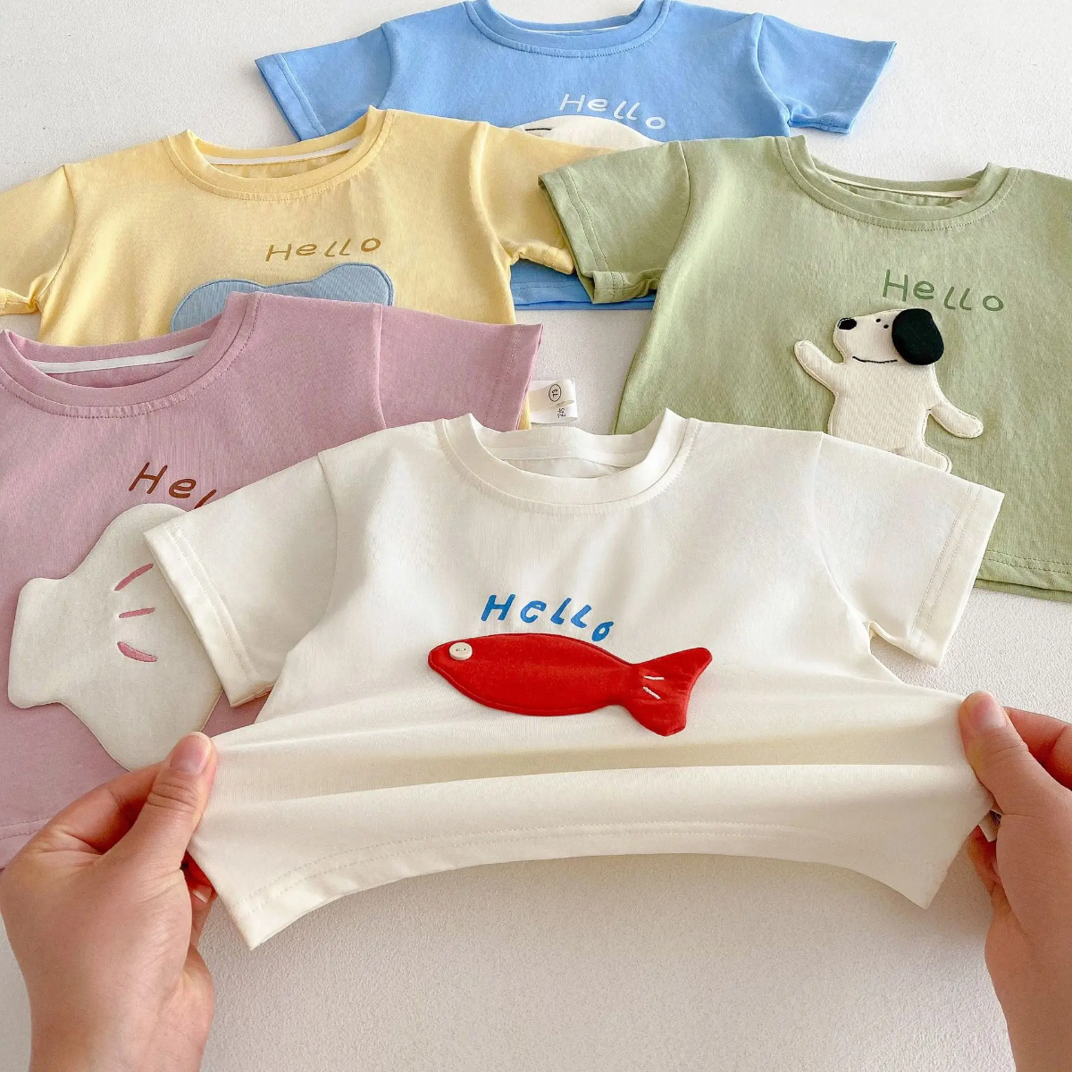 LittlePatch – Cartoon & Fun  – Kids' T-shirt with Cartoon Patches