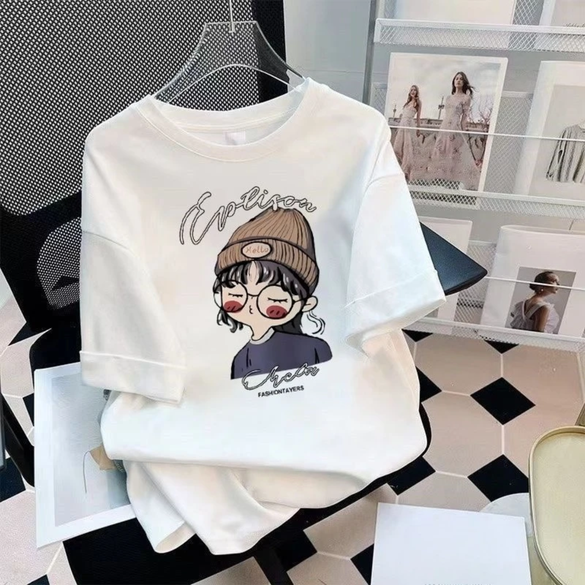 CuteStyle – Trendy & Comfortable – T-shirt with an oversized cartoon print