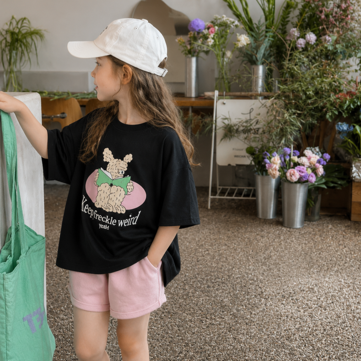 SunnyKids – Comfortable & Cute – Oversized T-shirt with Cartoon Print