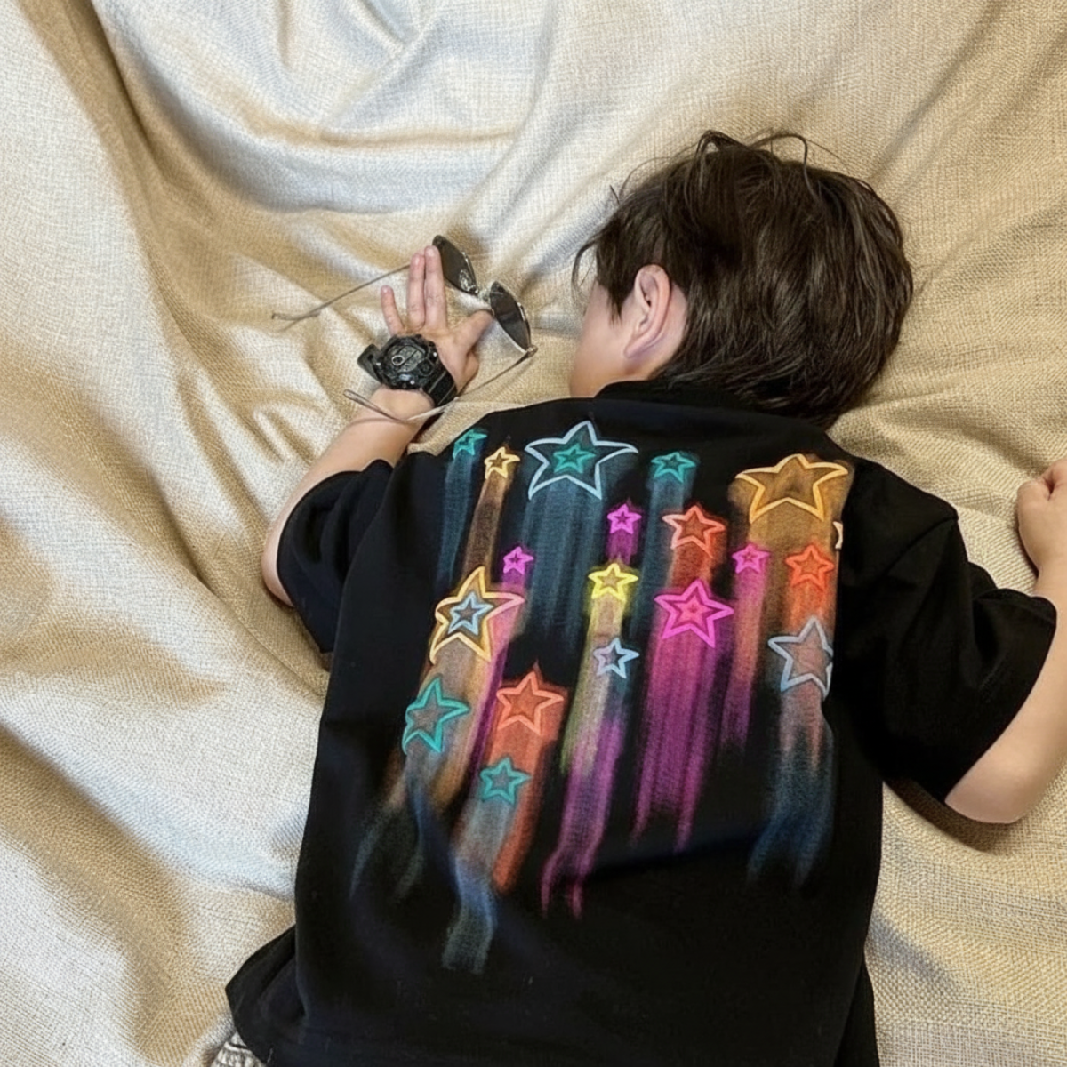 StarGlow – Light & Playful – Star T-shirt
