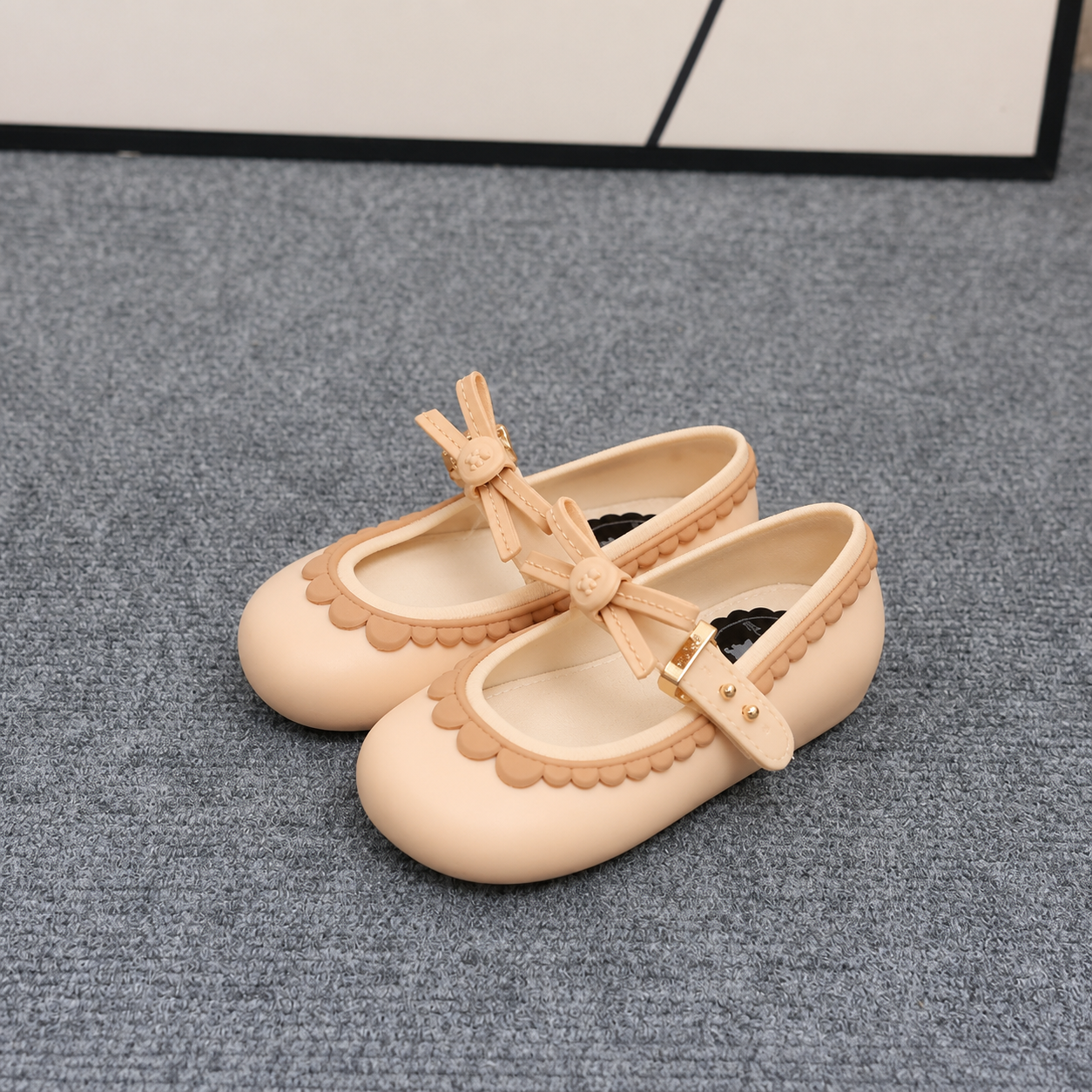 MiniChic – Elegance & Style – Children's Slippers with a Bow