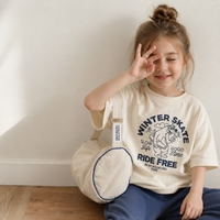 Thumbnail for BearPlay – Comfort & Style – Oversized T-shirt with Winter Skate Print