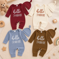 Thumbnail for CuddleBaby – Hi, I'm new here – Baby Jumpsuit met Beanie Set