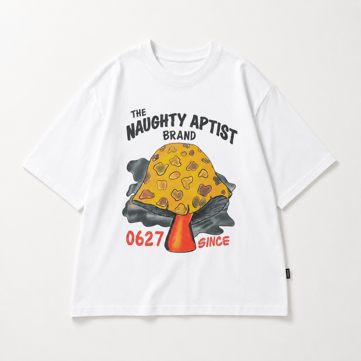 MushroomPlay – Casual & Streetwear – Oversized T-shirt with mushroom print