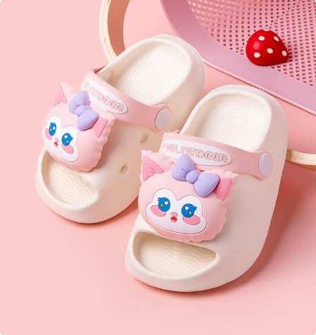 Mini Fashion – Cheerful & Safe - Polka Beach Slippers