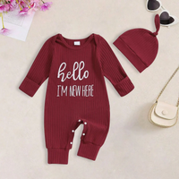 Thumbnail for CuddleBaby – Hi, I'm new here – Baby Jumpsuit met Beanie Set
