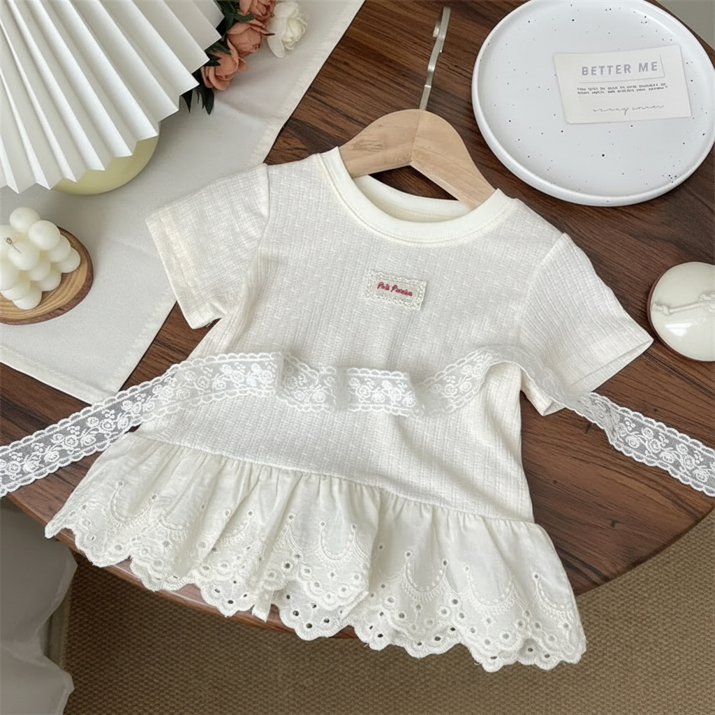 Polo Premium – Soft & Cute – T-shirt with Lace Trim