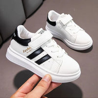 Thumbnail for UrbanFlex – Cool & Comfortable – White Sneakers
