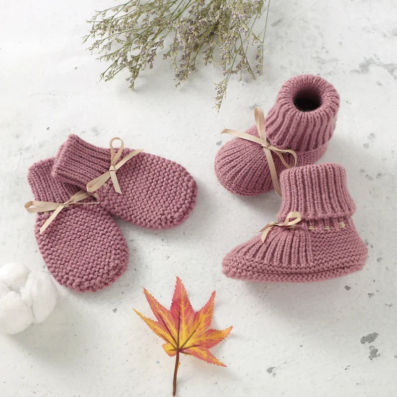 Booties & Mittens – Soft & Warm – Gloves and Booties Set