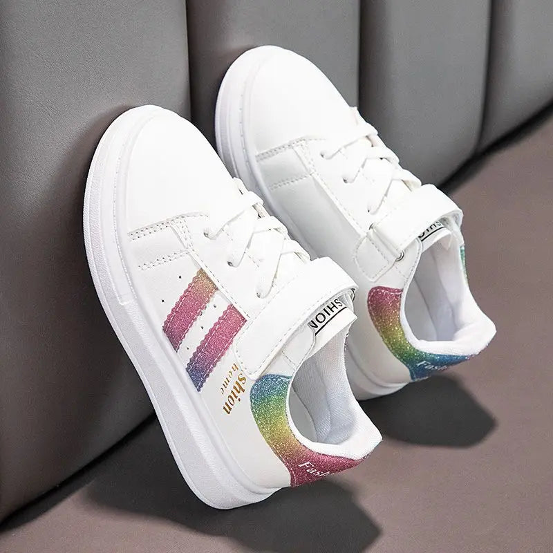 UrbanFlex – Cool & Comfortable – White Sneakers