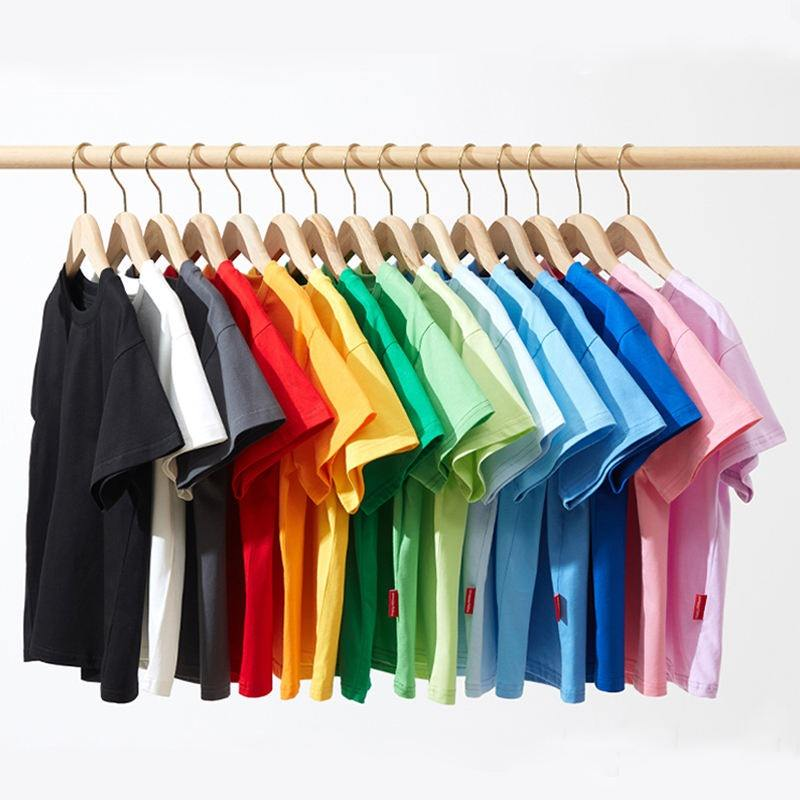 SimpleWear – Casual & Soft – Relaxed Fit T-shirt with Round Neck