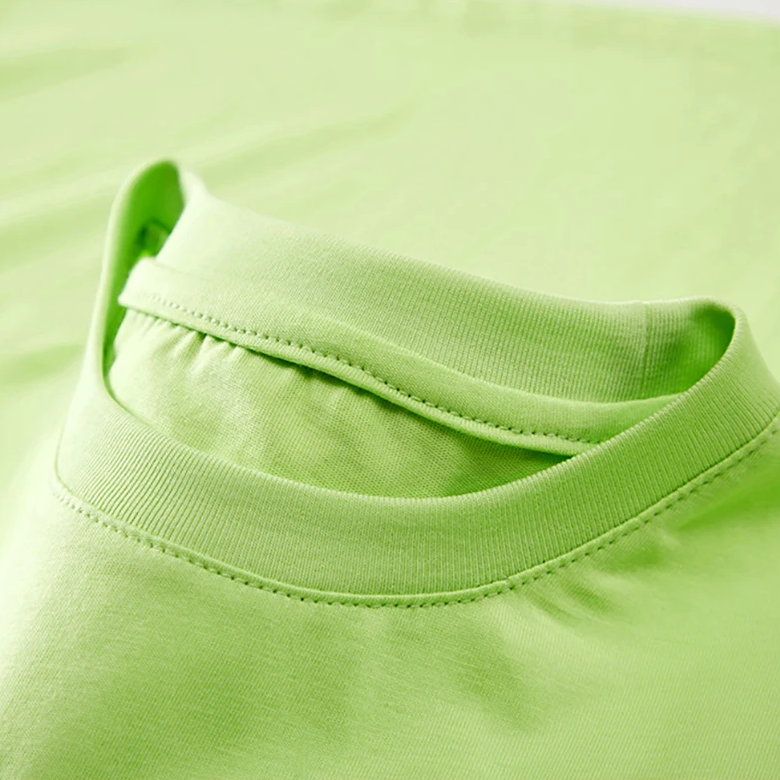 SimpleWear – Casual & Soft – Relaxed Fit T-shirt with Round Neck
