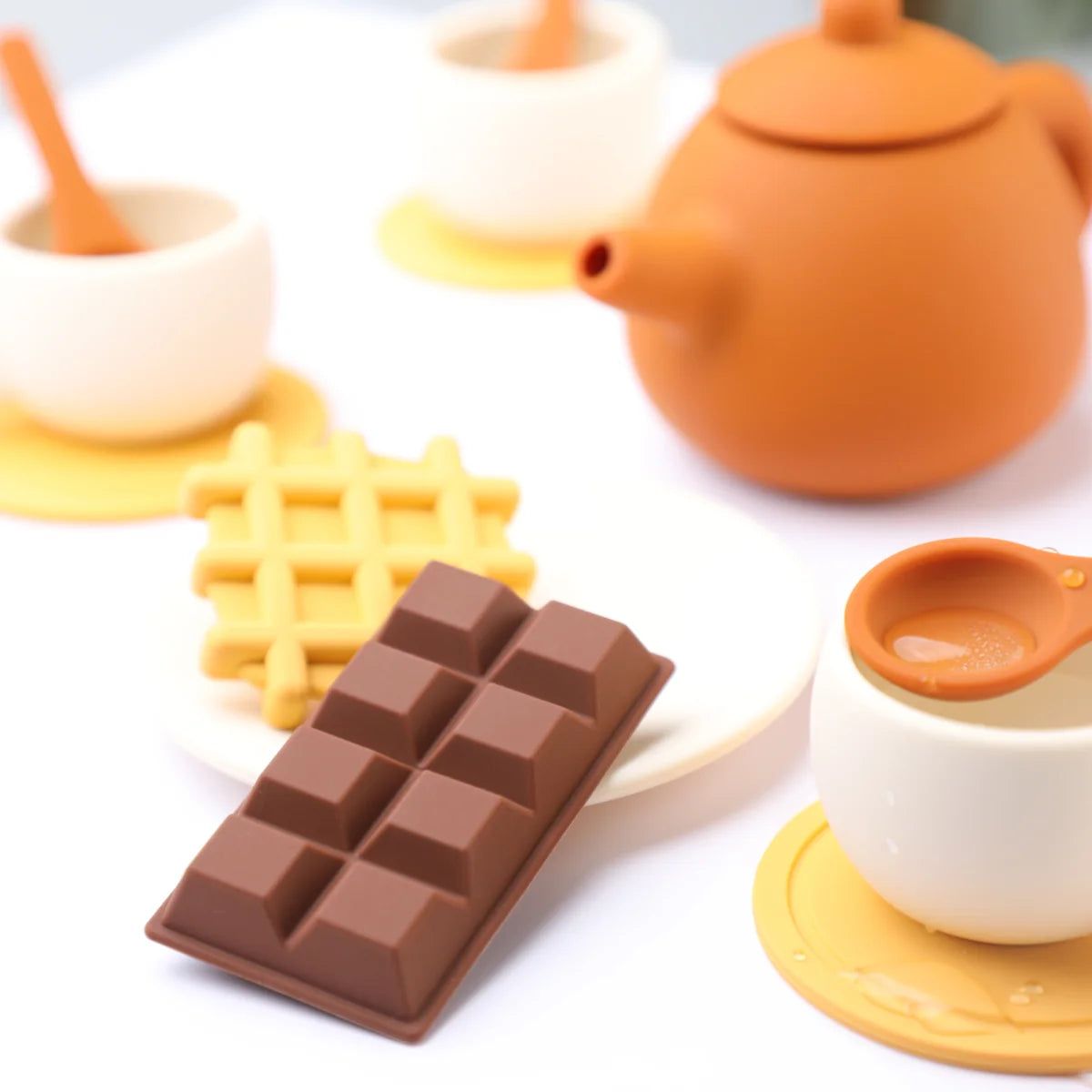 MiniBrew – Playful & Educational – Silicone Tea Set