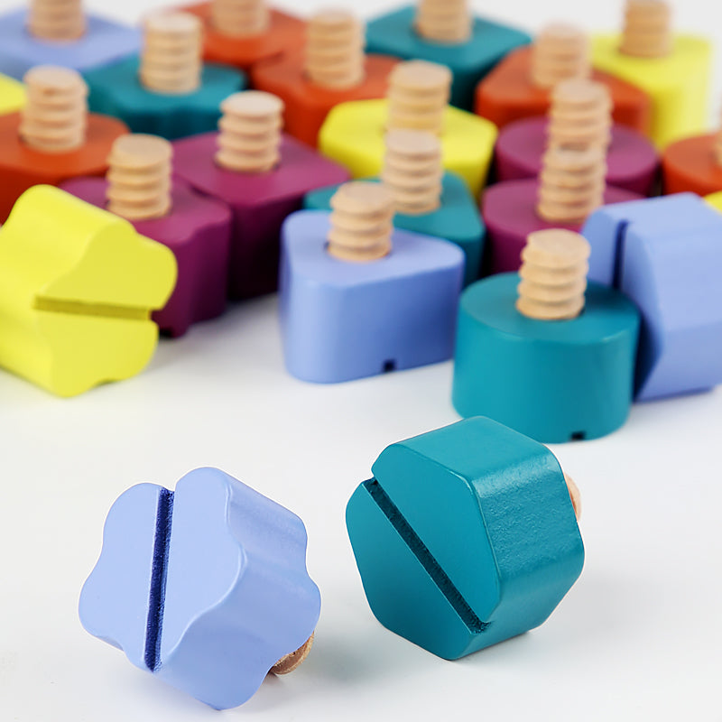 Wooden Screw Board™ | Improve fine motor skills through play - Puzzle game